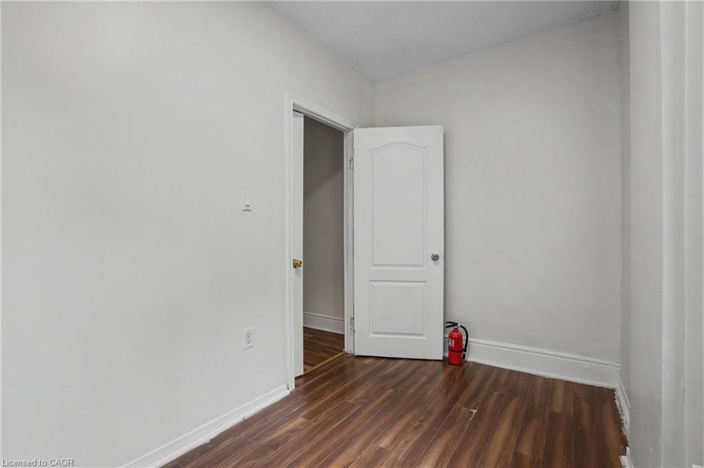 52 Cathcart Street Property Photo 25
