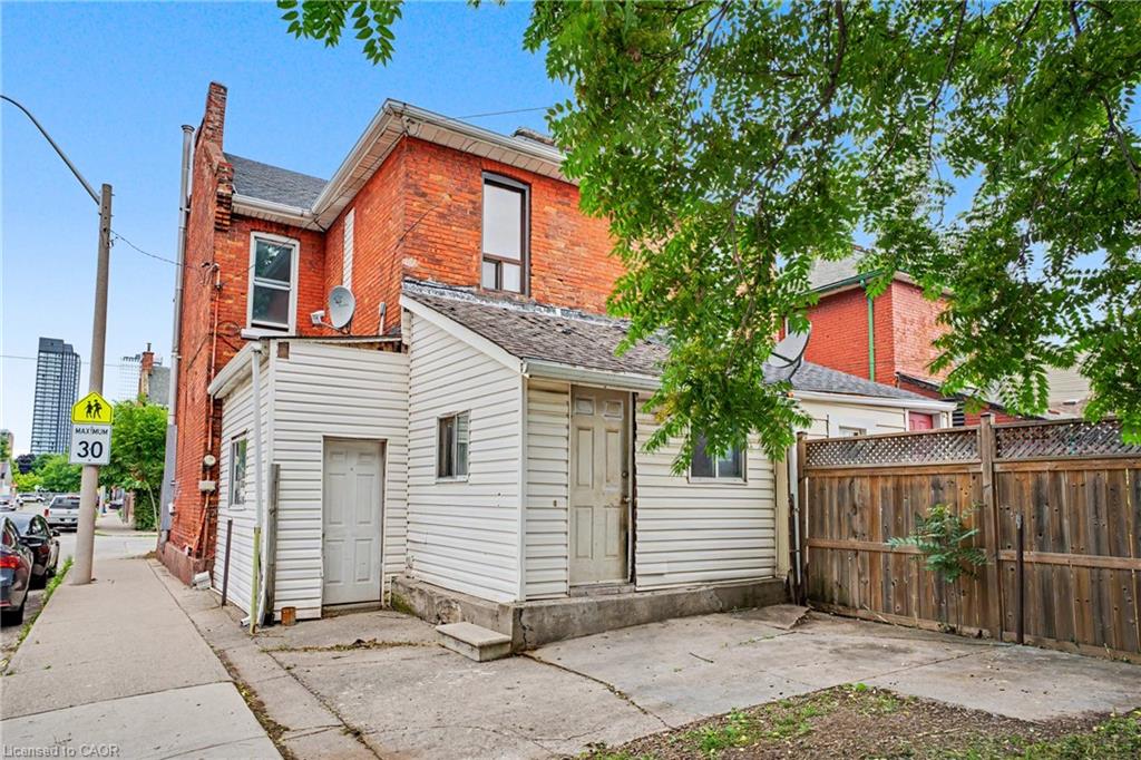 52 Cathcart Street Property Photo 29