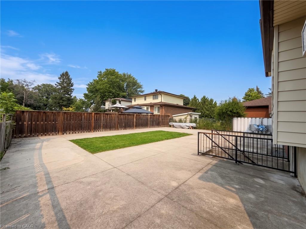 84 Amherst Drive Property Photo 4
