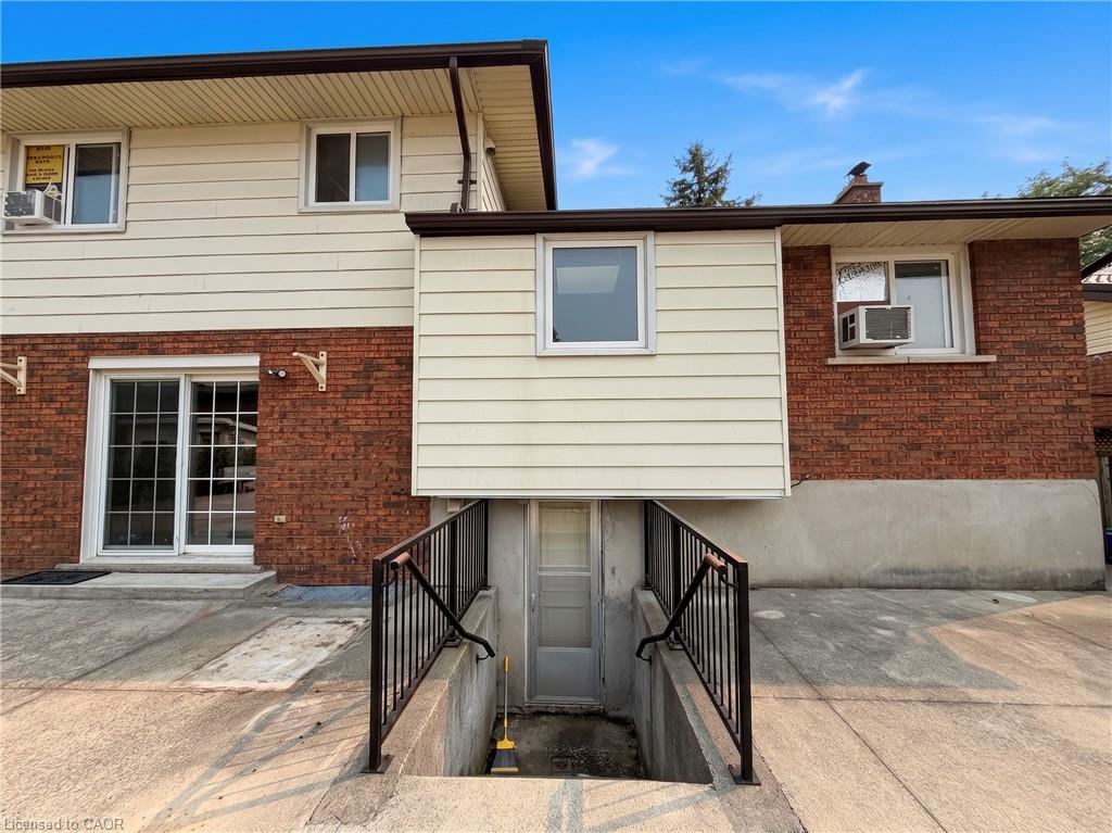 84 Amherst Drive Property Photo 5