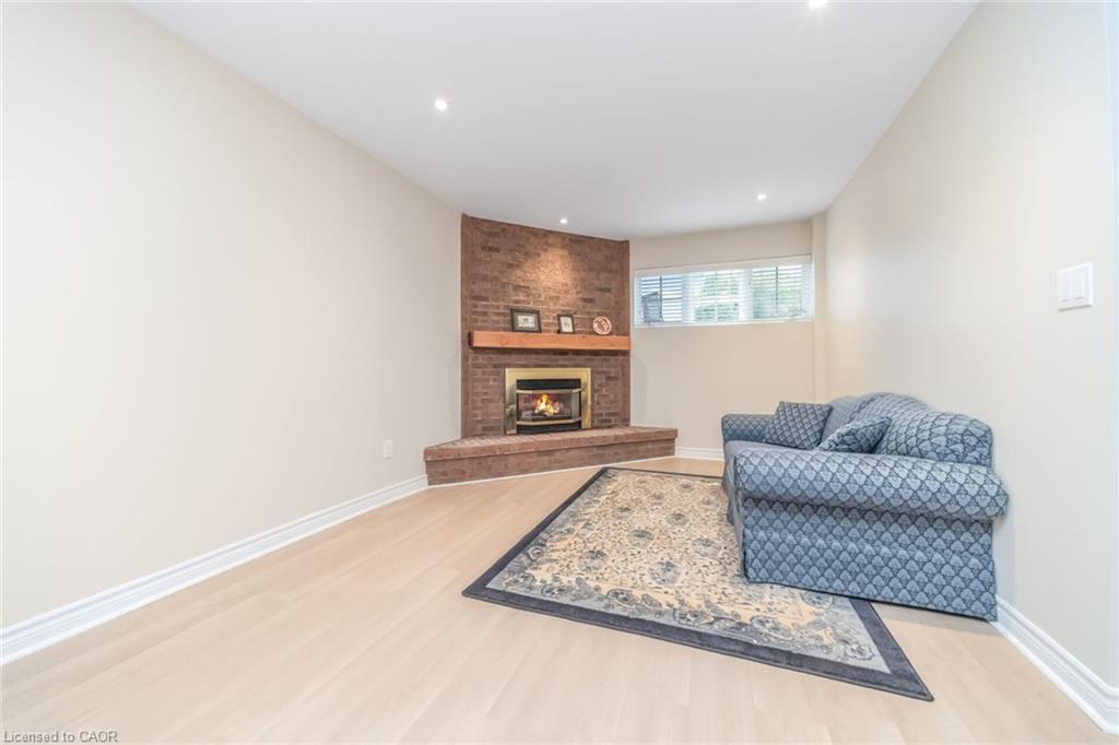 37 Blackthorn Lane Property Photo 24