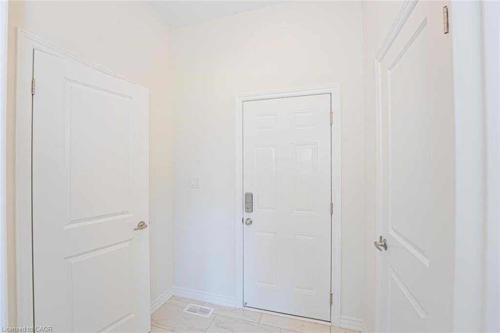 13 Del Ray Crescent Property Photo 15