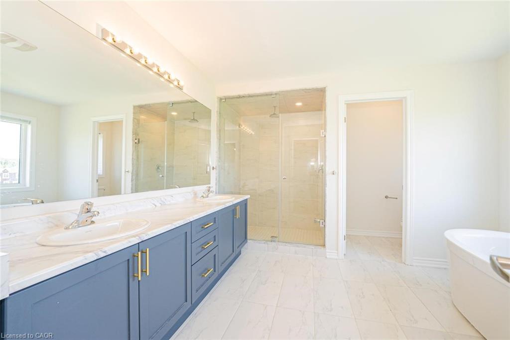 13 Del Ray Crescent Property Photo 38