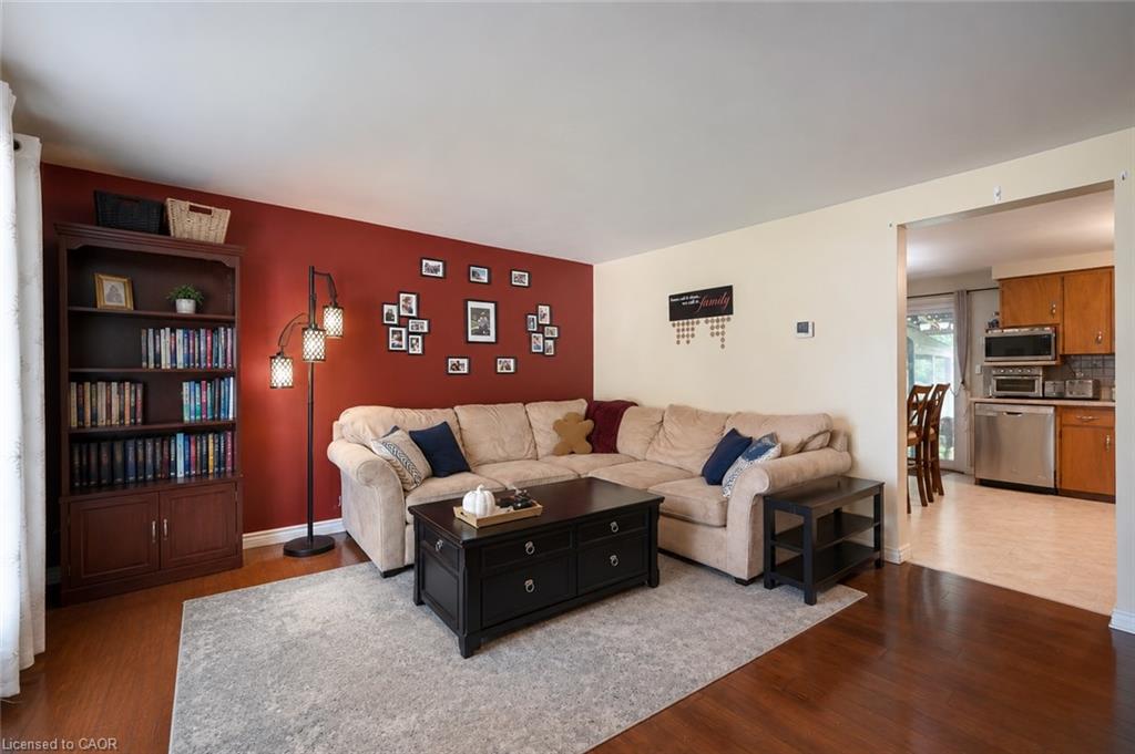 165 Selkirk Drive Property Photo 8