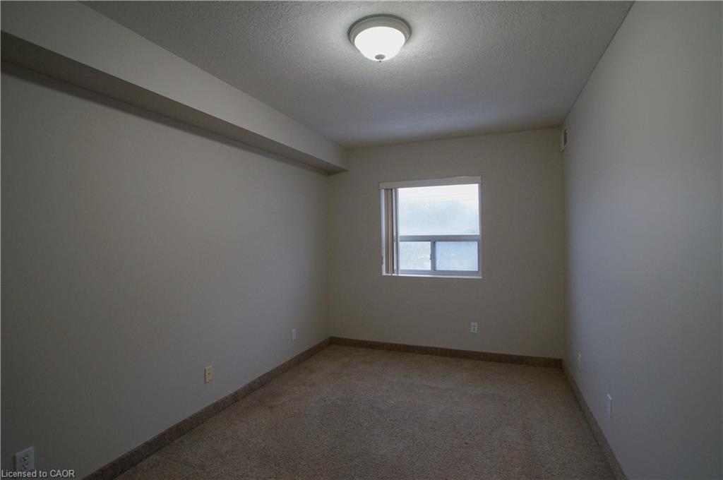 801-274 Erb Street W Property Photo 6