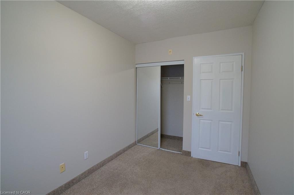 801-274 Erb Street W Property Photo 9