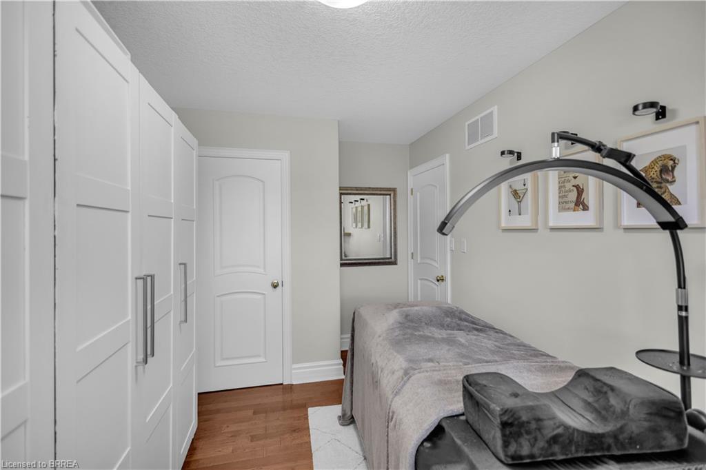 30 Farrow Road Property Photo 31