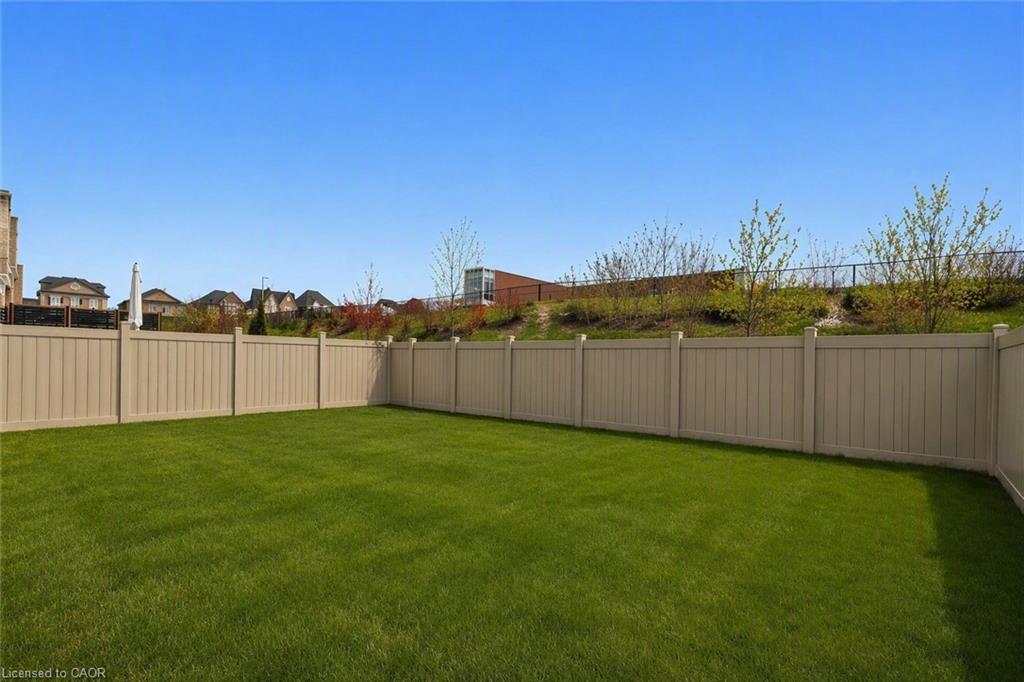 392 Farrell Road Property Photo 6