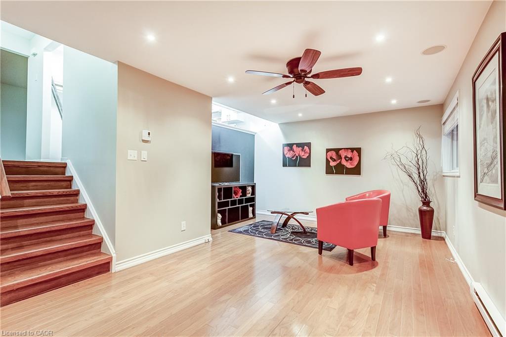 1-1580 Kerns Road Property Photo 17