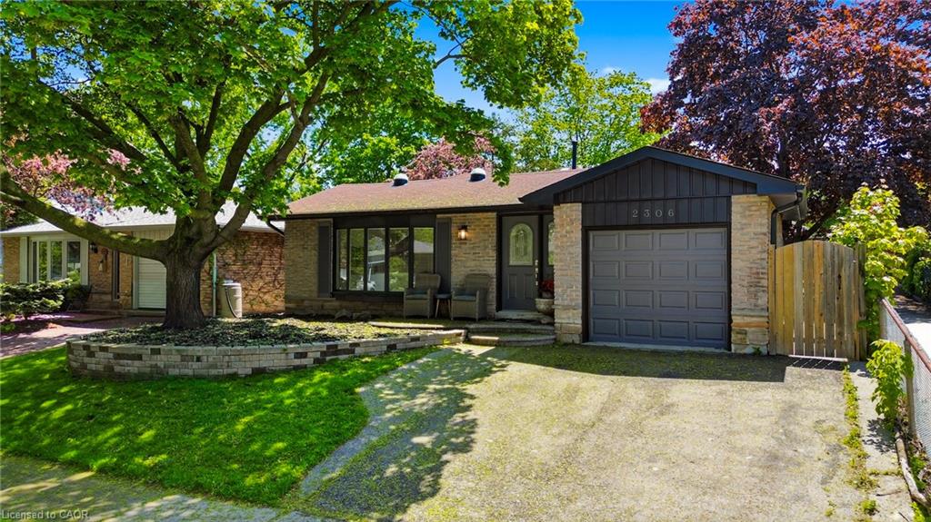 2306 Devon Road Property Photo 2