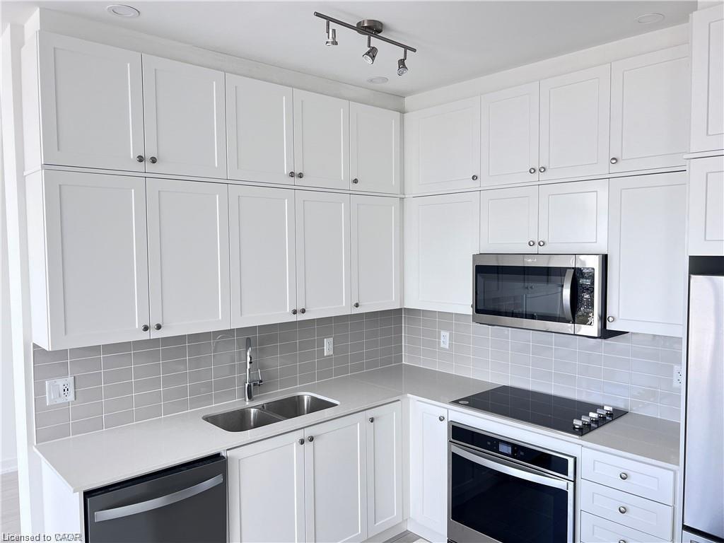 2510-55 Duke Street W Property Photo 8