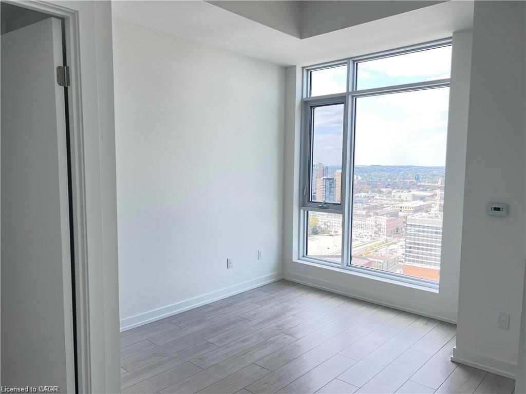 2510-55 Duke Street W Property Photo 14