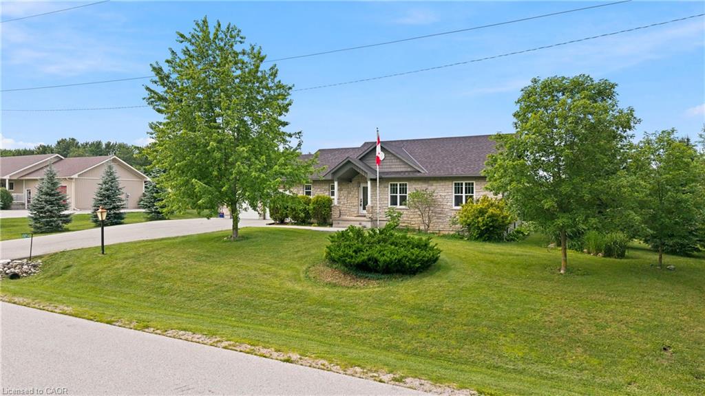14 Regency Drive Property Photo 4