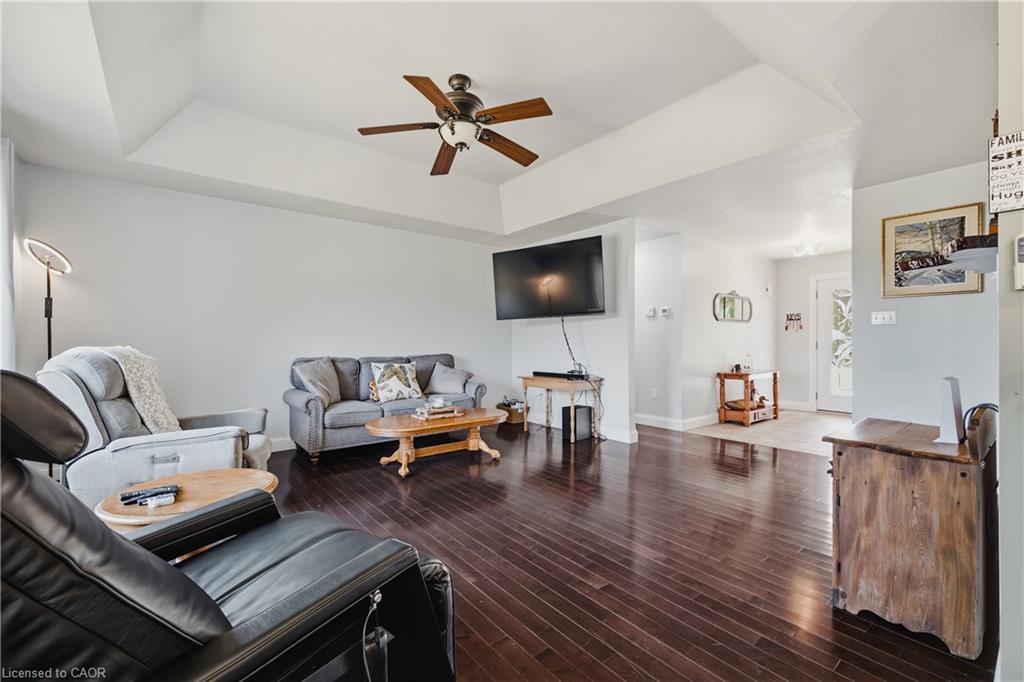 14 Regency Drive Property Photo 7