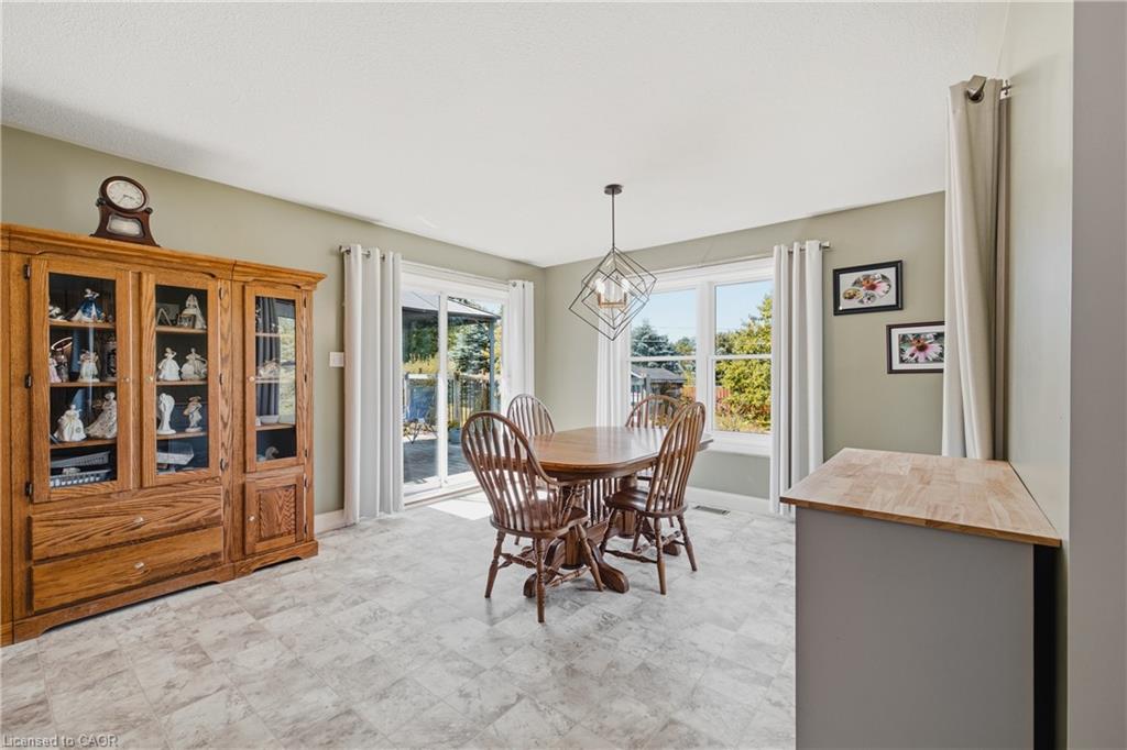 14 Regency Drive Property Photo 15