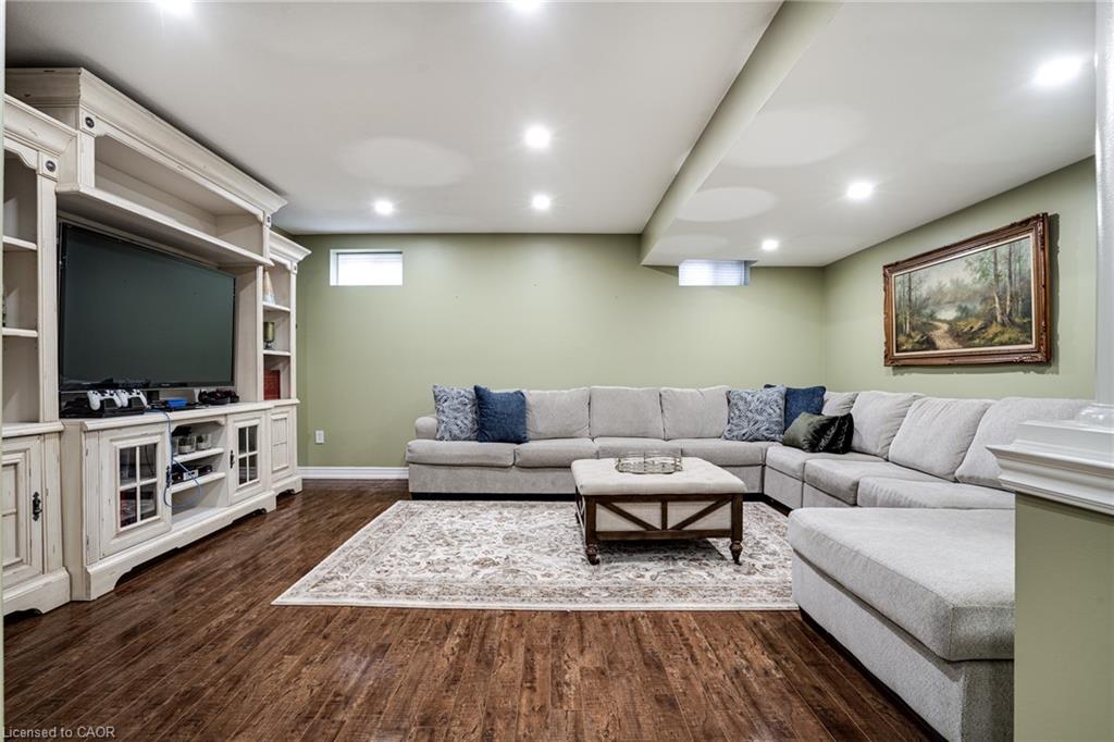 575 Stonehenge Drive Property Photo 39