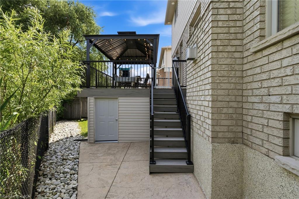 575 Stonehenge Drive Property Photo 45