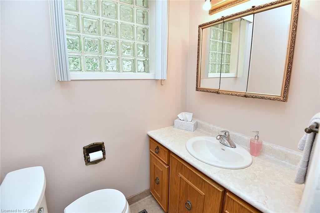 2 Price Avenue Property Photo 18