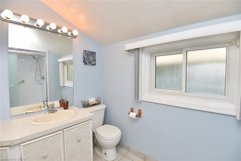 2 Price Avenue Property Photo 23