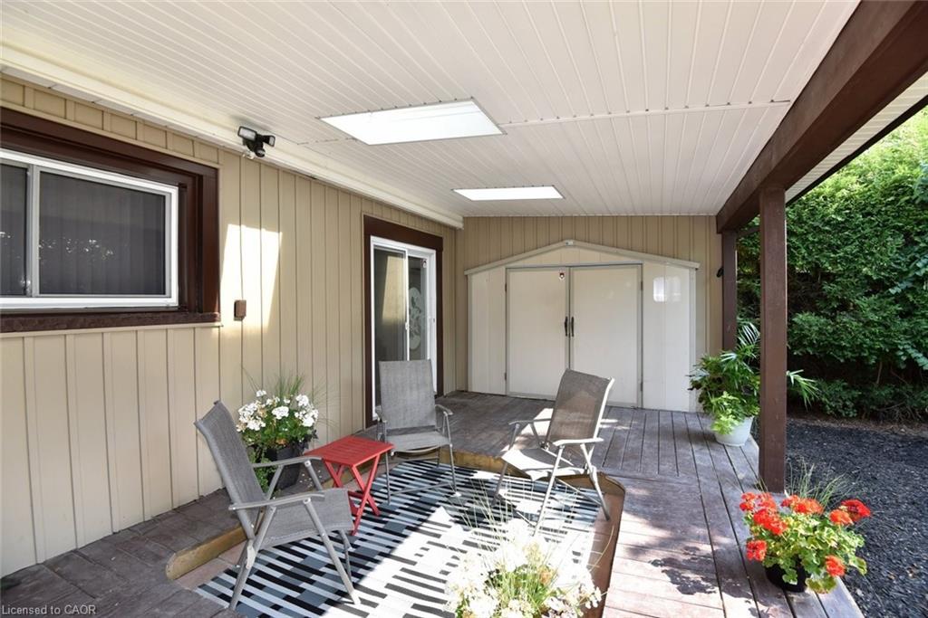 2 Price Avenue Property Photo 32