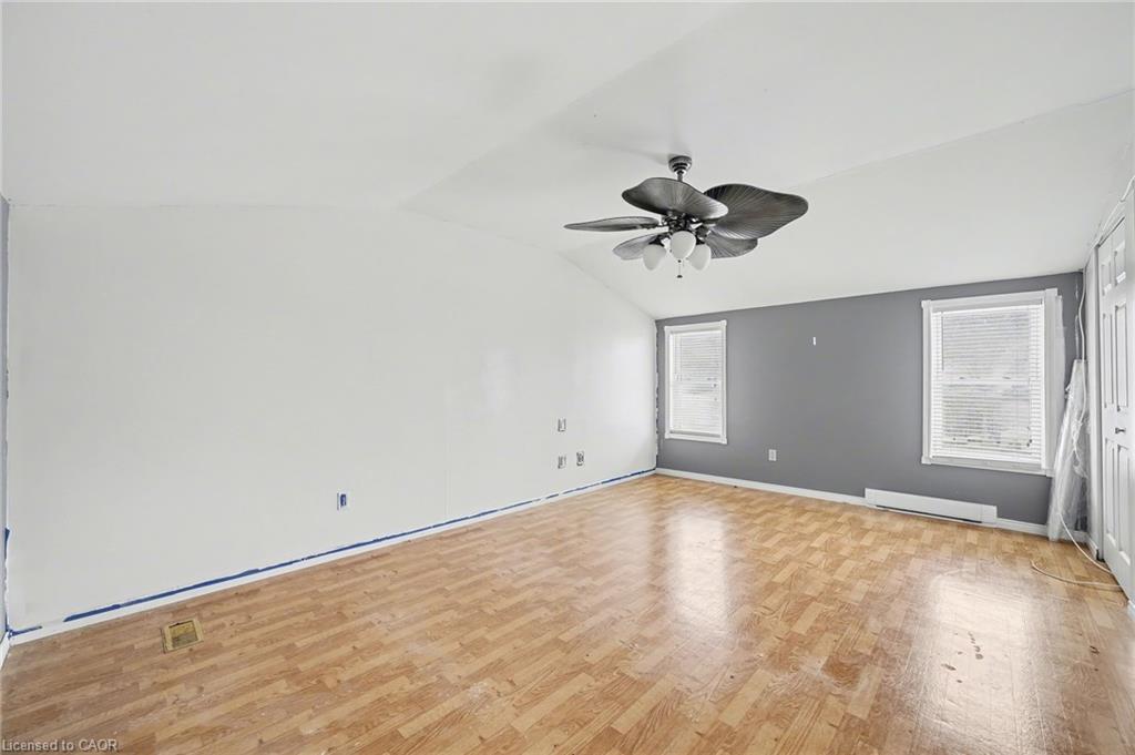 76 Main Street E Property Photo 27