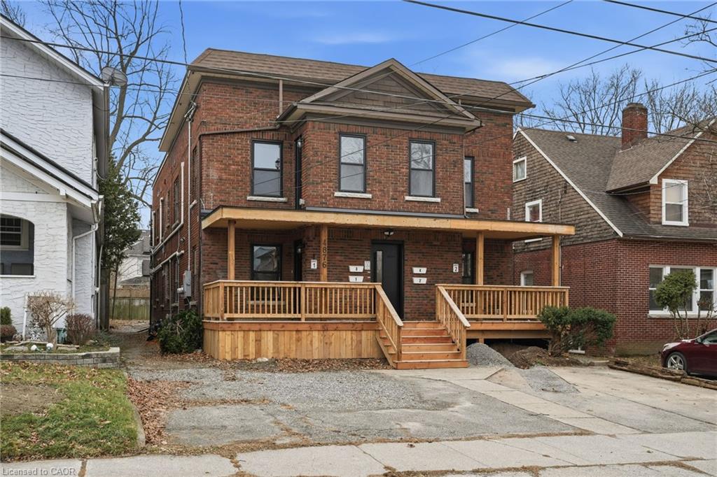 1-4876 Simcoe Street Property Photo 1