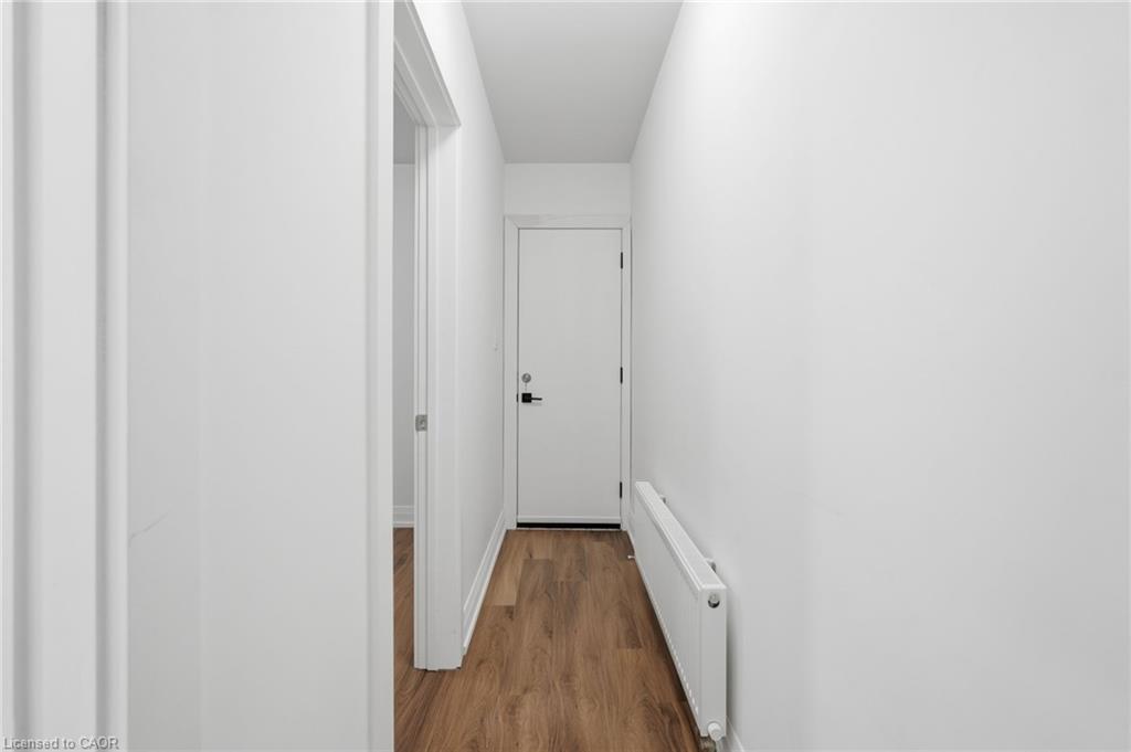 1-4876 Simcoe Street Property Photo 15