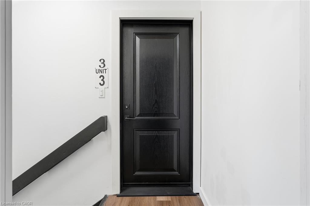3-4876 Simcoe Street Property Photo 4