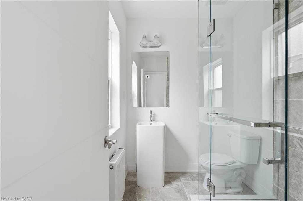 3-4876 Simcoe Street Property Photo 15