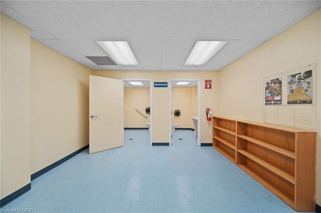 13 Alma Street N Property Photo 17