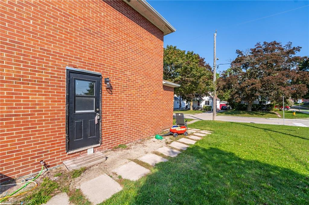 21 Beverley Street Property Photo 6