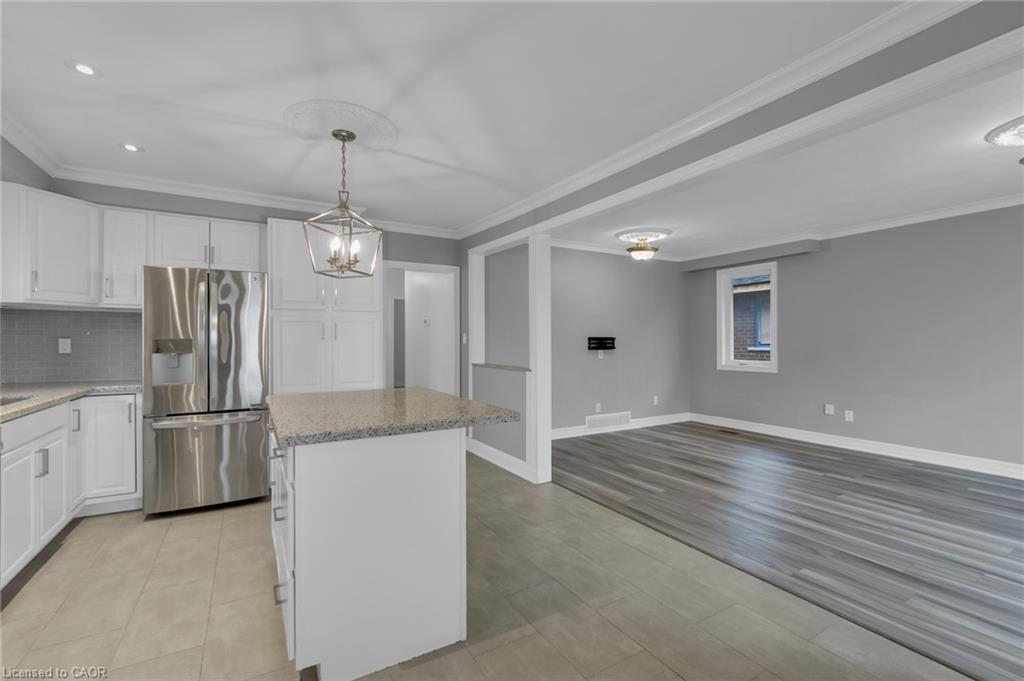 197 Troy Street Property Photo 6