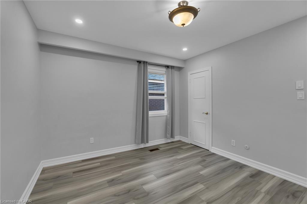 197 Troy Street Property Photo 17