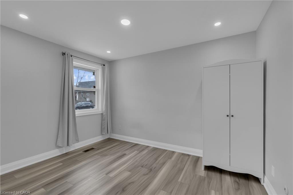 197 Troy Street Property Photo 20
