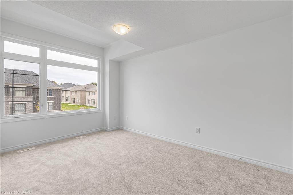 8 Daisy Street Property Photo 25