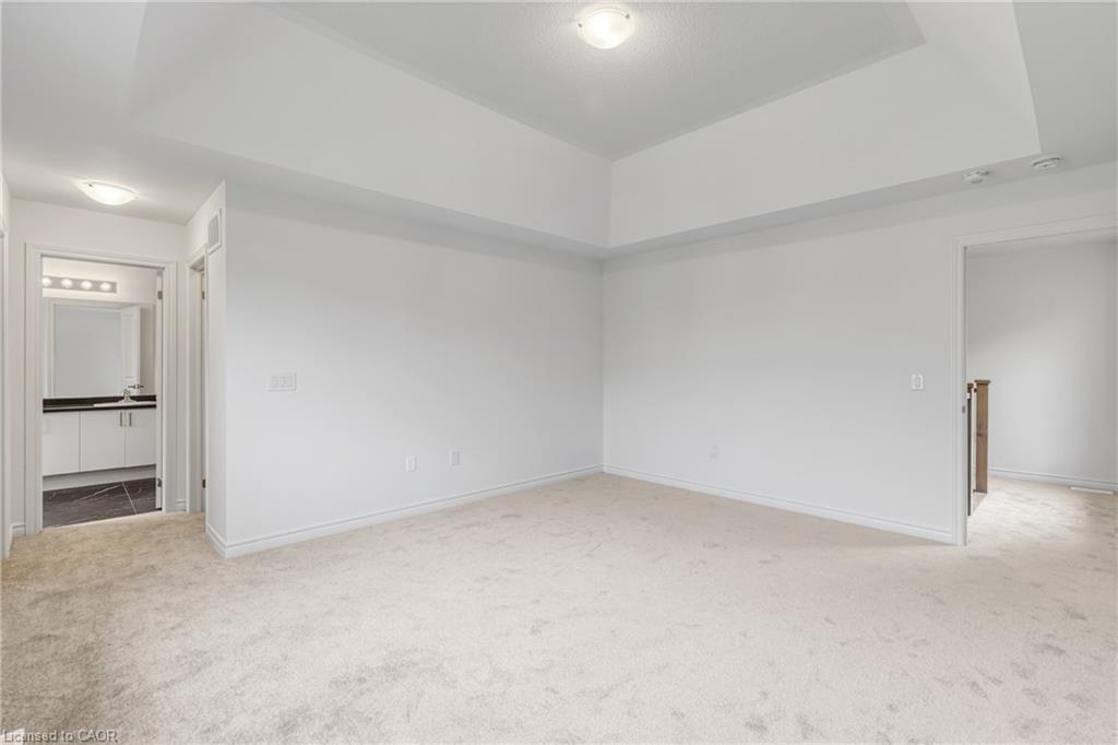 8 Daisy Street Property Photo 34