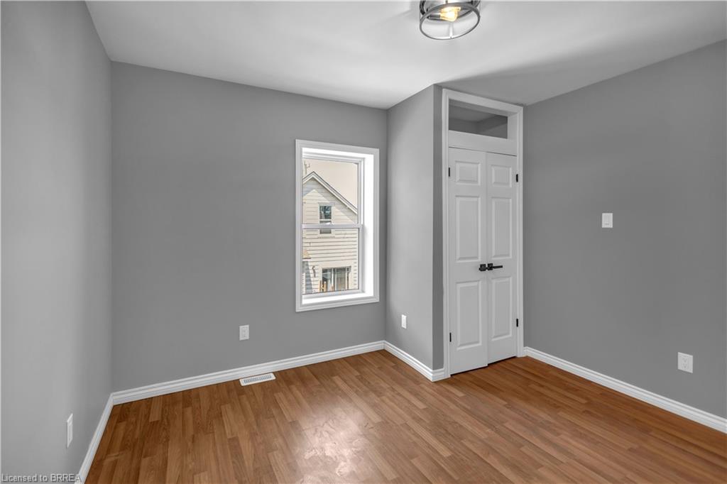 34 Young Street Property Photo 19