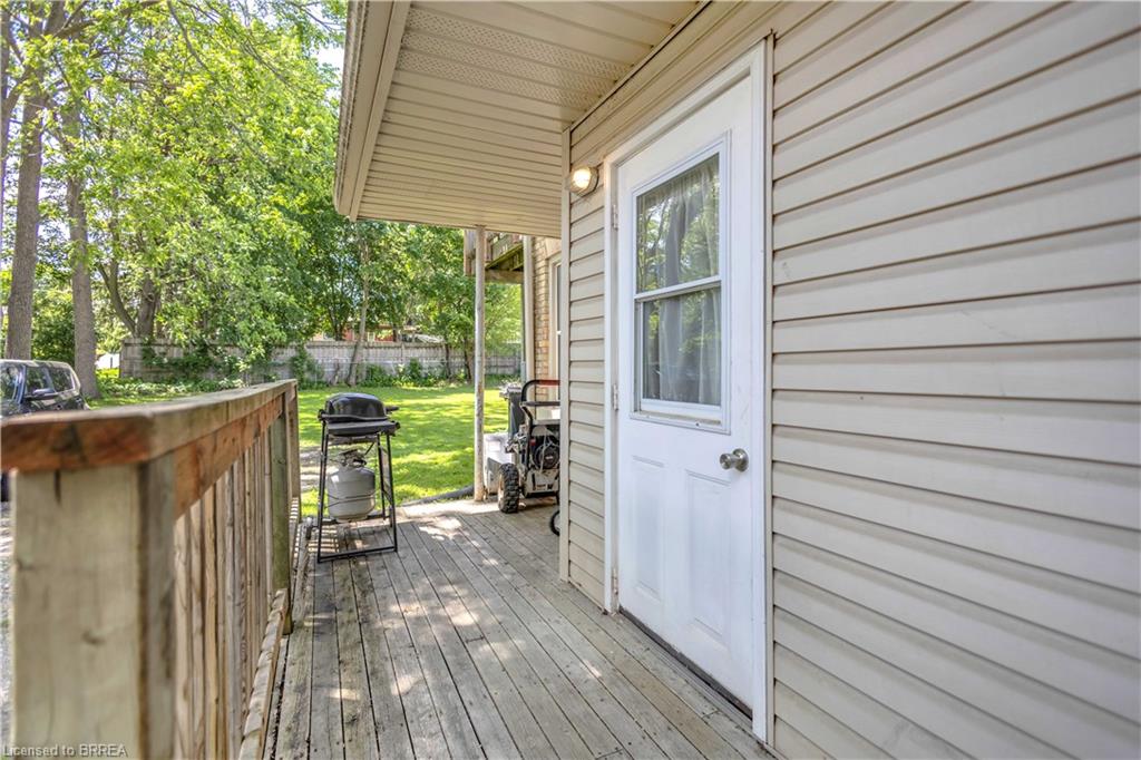 34 Young Street Property Photo 21