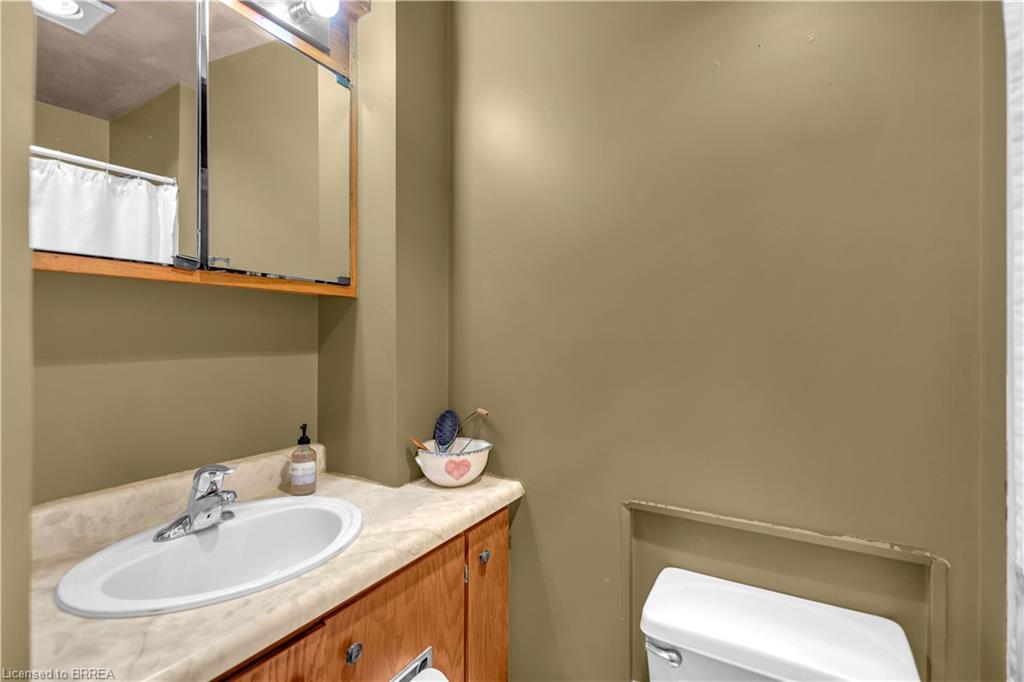 34 Young Street Property Photo 35