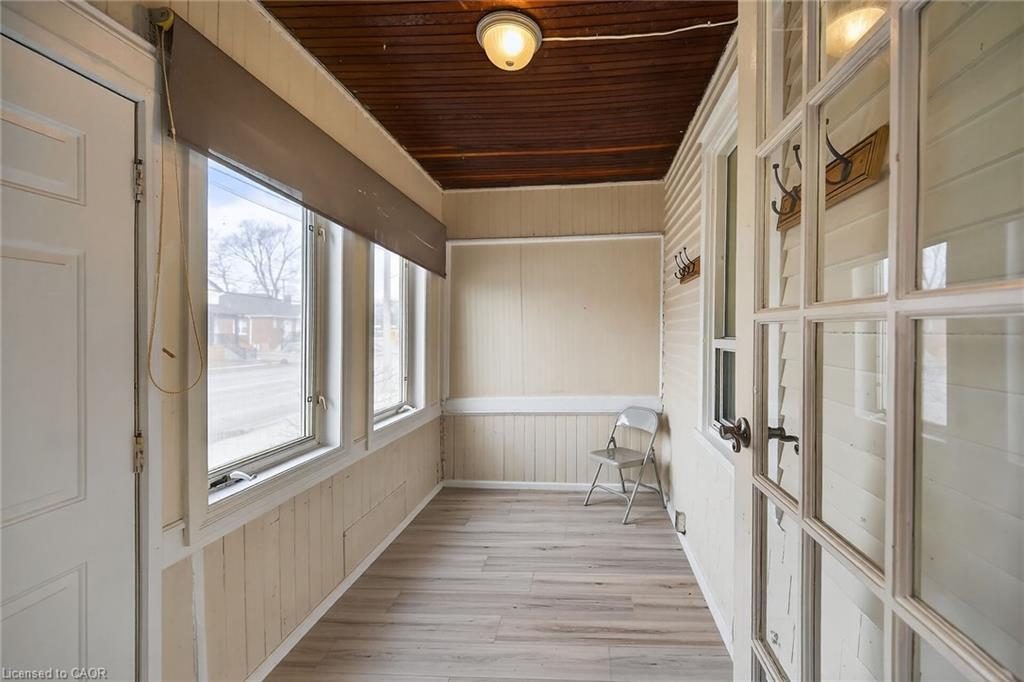 643 Upper Wellington Street Property Photo 4