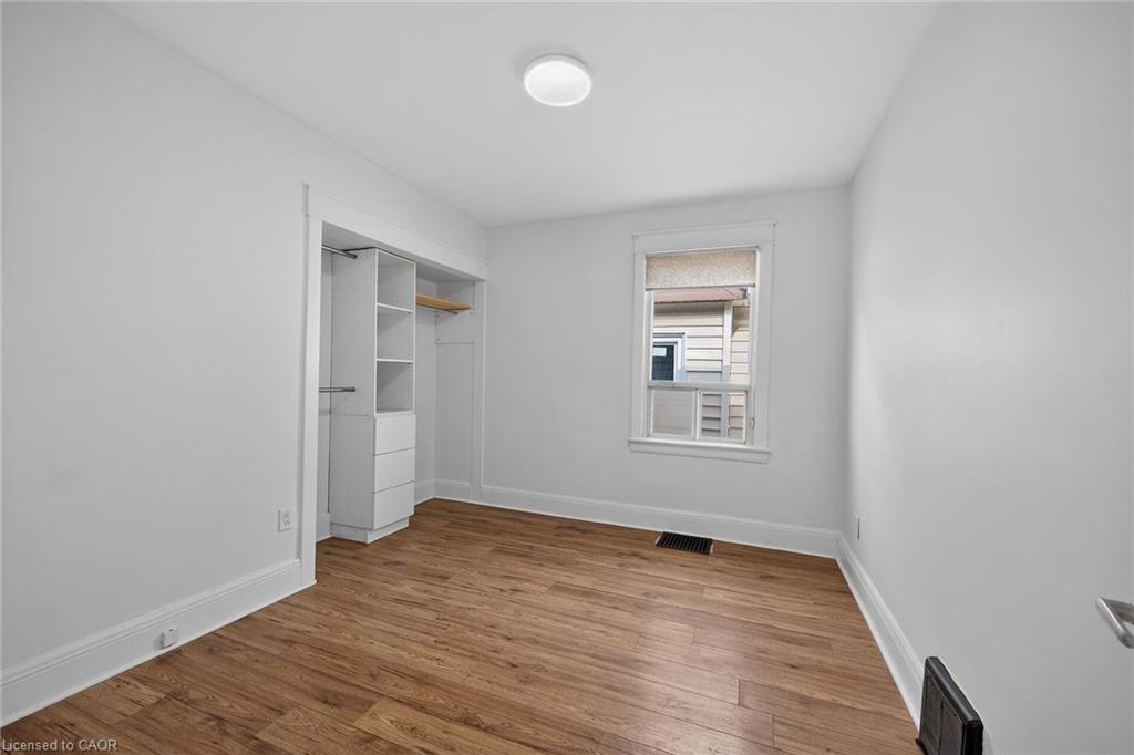 643 Upper Wellington Street Property Photo 8