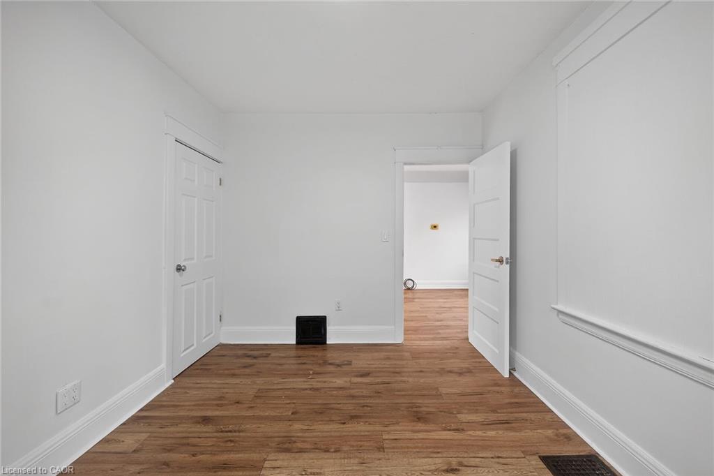 643 Upper Wellington Street Property Photo 11