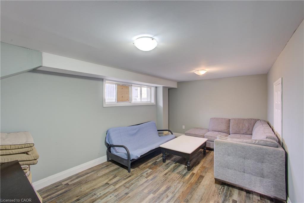 2 Browns Lane Property Photo 26