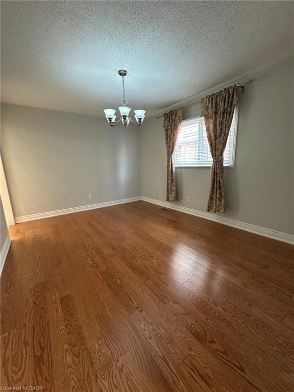 36 Devonsleigh Boulevard Property Photo 14