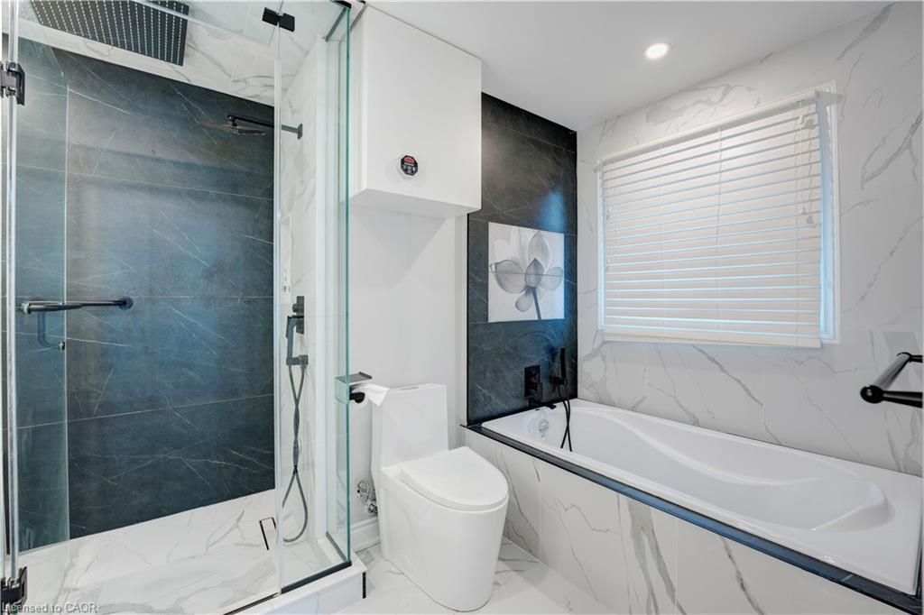 36 Devonsleigh Boulevard Property Photo 28