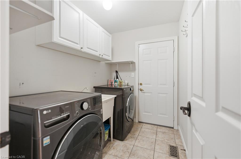 11 Maynard Street Property Photo 19