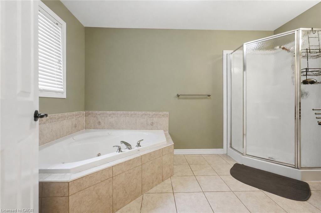 11 Maynard Street Property Photo 24