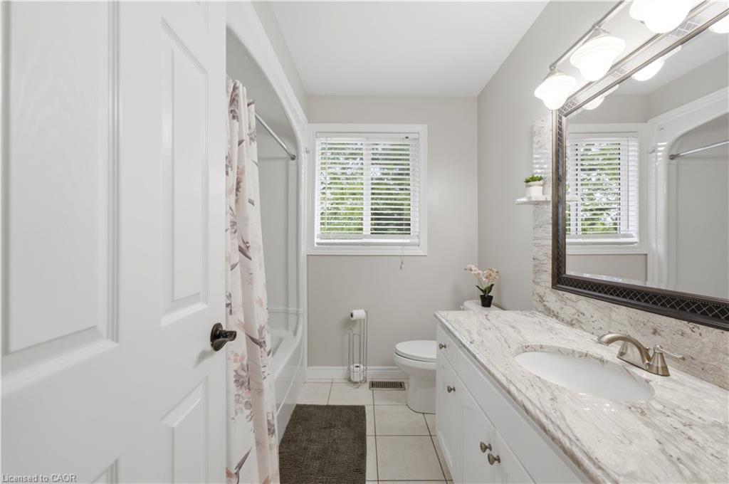 11 Maynard Street Property Photo 29