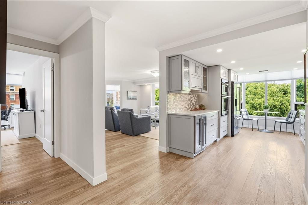 507-2121 Lakeshore Road Property Photo 6