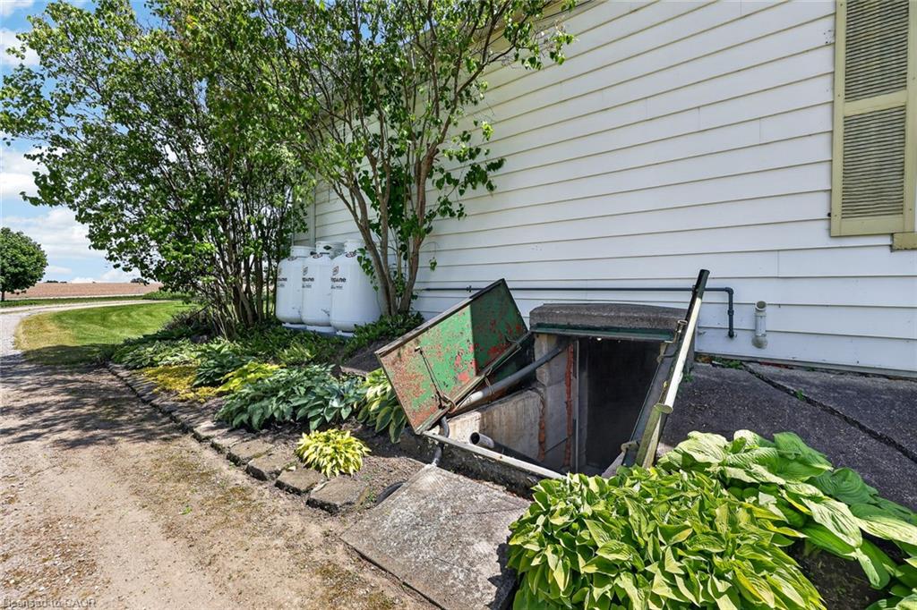 776443 Blandford Road Property Photo 33